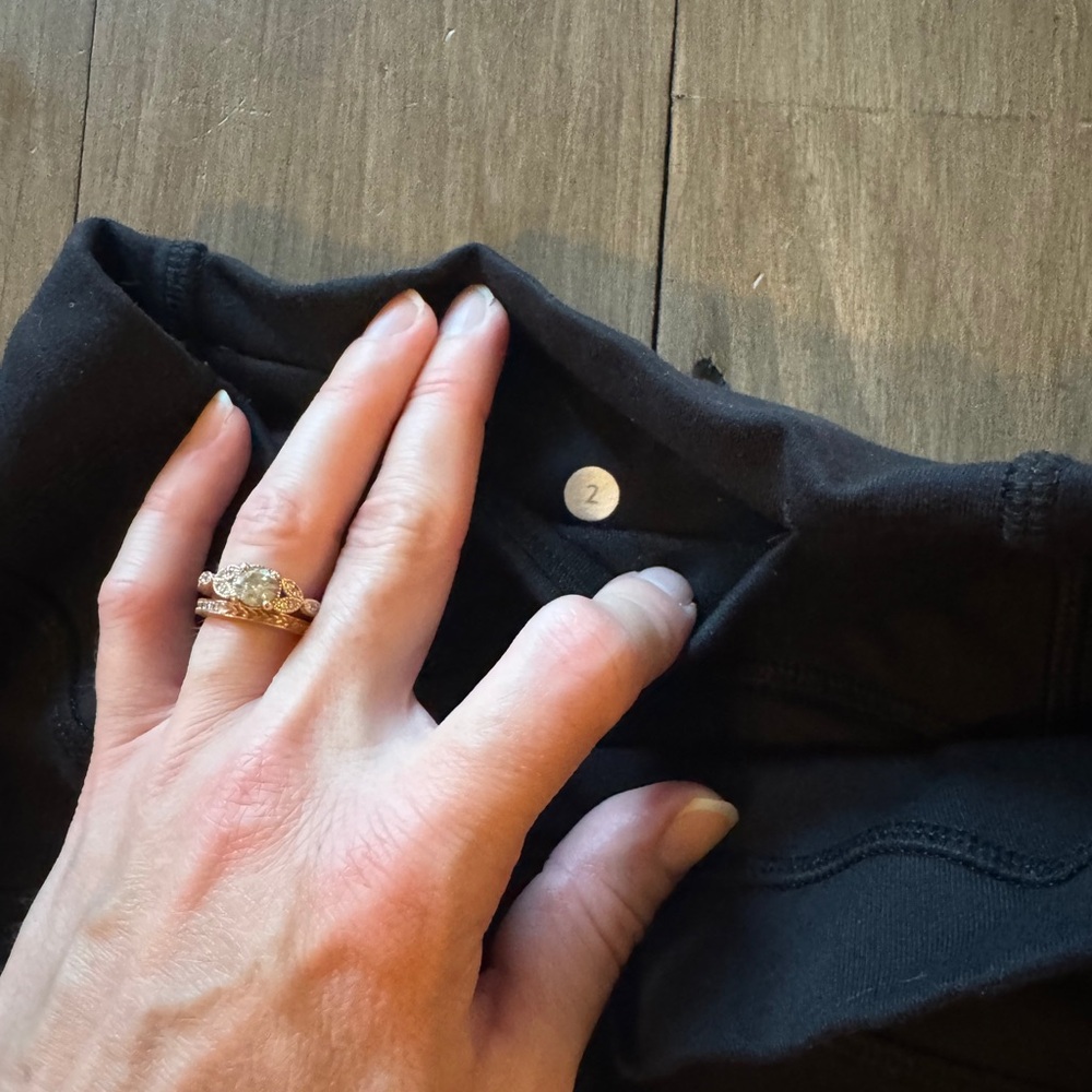 Black Lululemon Full Length Legging - Picture 2 of 5